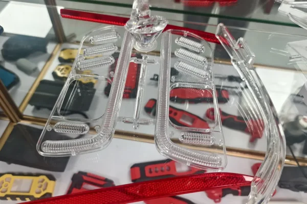 Clear Injection Molding: How Transparent Can Molded Parts Really Get?
